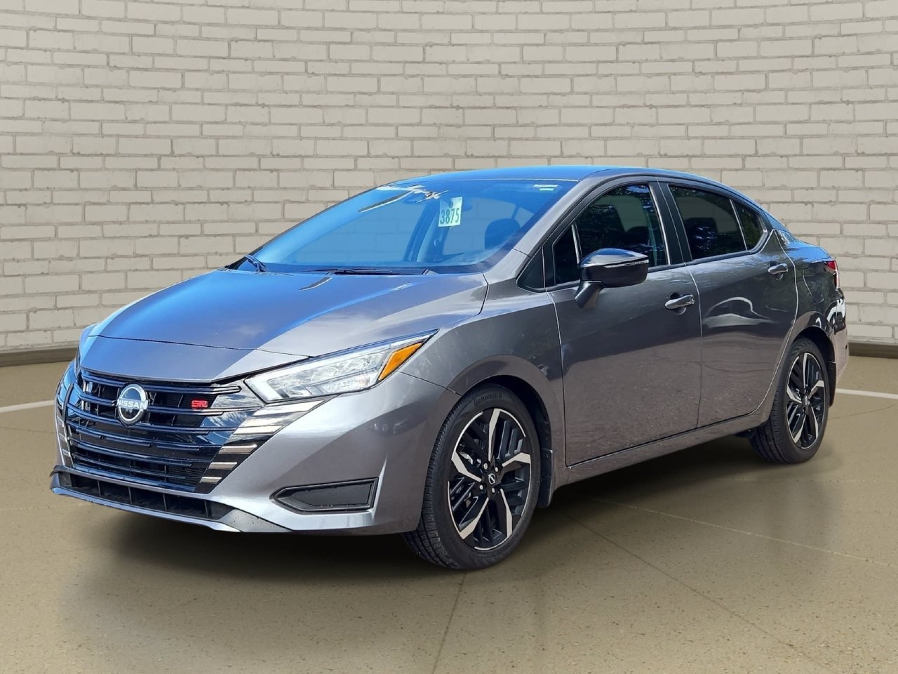 Used 2025 Nissan Versa SR w/ Trunk Package FWD image 1