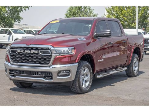Used 2025 RAM 1500 Big Horn AWD/4WD image 7