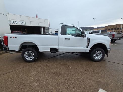 New 2026 Ford F350 XLT AWD/4WD image 9