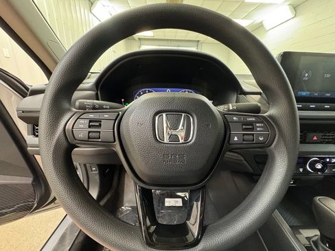 New 2025 Honda Accord LX image 28