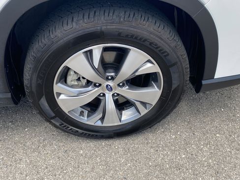 Certified 2022 Subaru Ascent Premium w/ Convenience Package AWD/4WD image 29