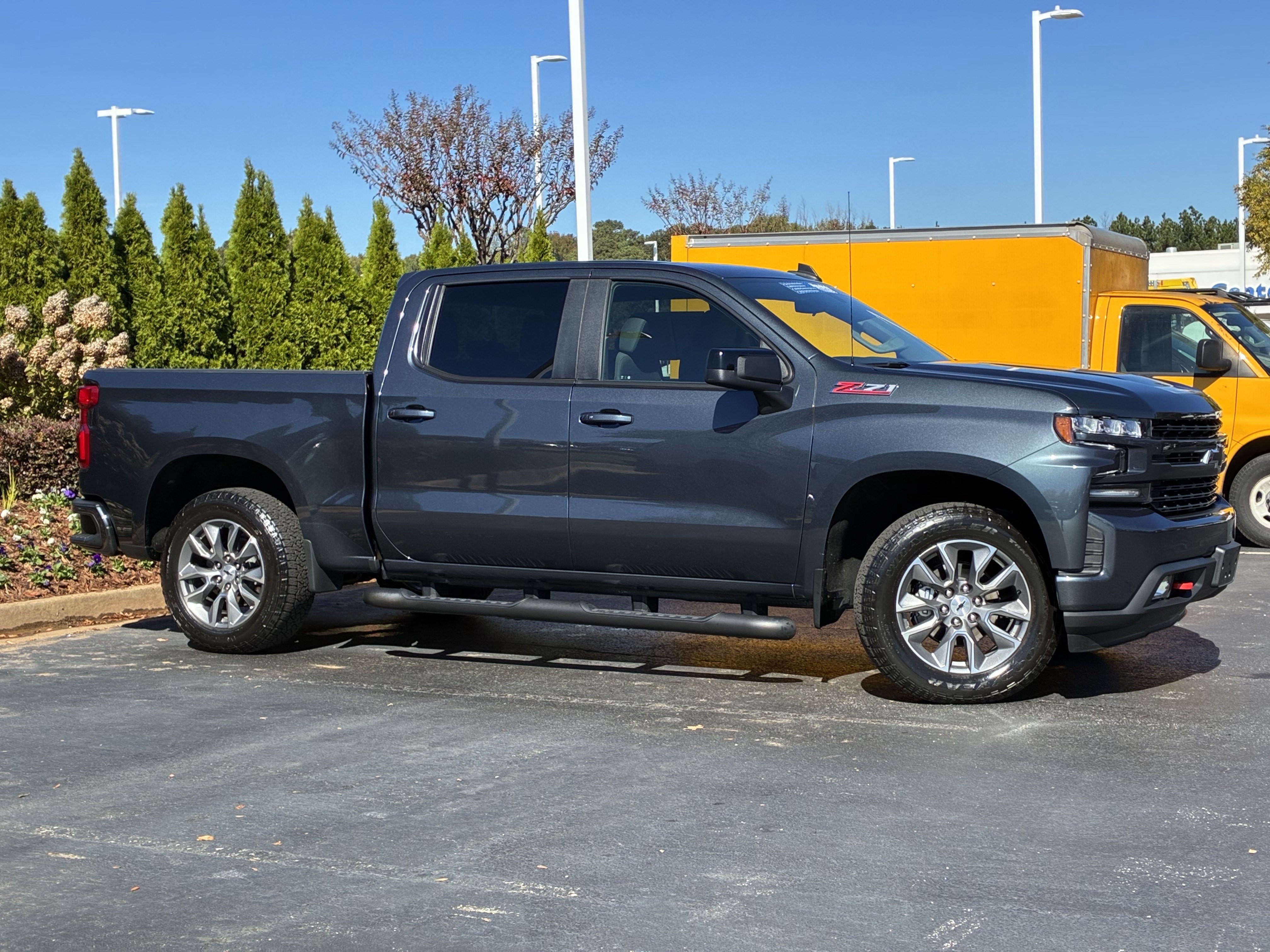 Used 2021 Chevrolet Silverado 1500 RST AWD/4WD image 3