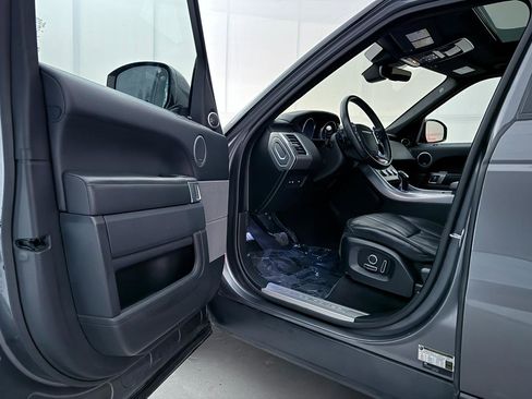 Used 2017 Land Rover Range Rover Sport Supercharged image 16