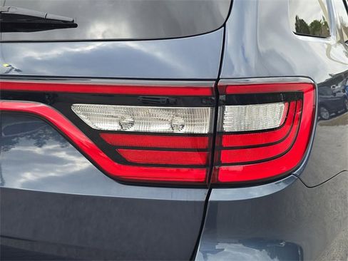 Used 2019 Dodge Durango SXT image 8