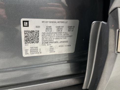 Used 2020 Chevrolet Traverse Premier image 33