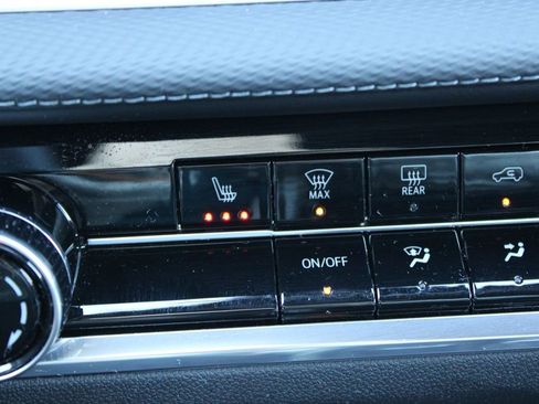 Used 2026 Chevrolet Equinox LT image 41