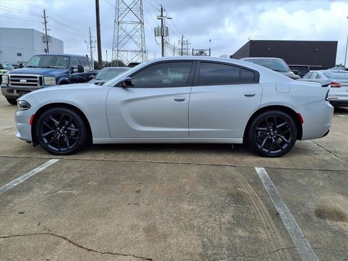 Used 2023 Dodge Charger SXT w/ Blacktop Package image 21