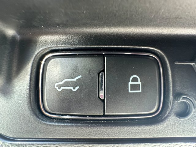 Used 2022 Ford Explorer ST w/ ST Street Pack AWD/4WD image 27