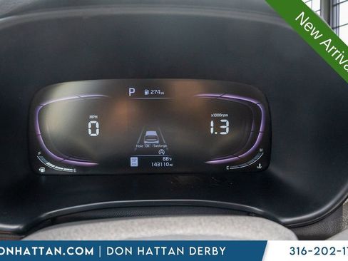 Used 2023 Kia Soul LX w/ LX Technology Package FWD image 8