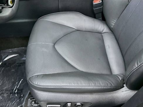 Used 2024 Toyota Grand Highlander AWD image 19