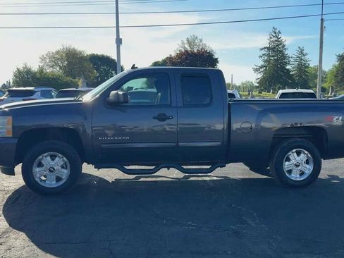 Used 2010 Chevrolet Silverado 1500 LT w/ Power Pack Plus AWD/4WD image 5