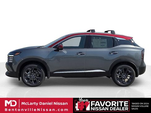 New 2026 Nissan Kicks SR w/ SR Premium Package AWD/4WD image 3