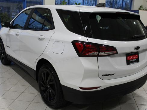 Used 2023 Chevrolet Equinox LS w/ Midnight Edition image 6