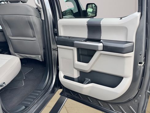 Used 2020 Ford F150 XLT RWD image 27