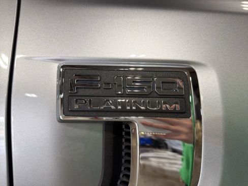 Used 2022 Ford F150 Platinum w/ Trailer Tow Package AWD/4WD image 32