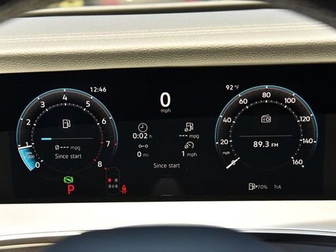 New 2026 Volkswagen Tiguan SE FWD image 12
