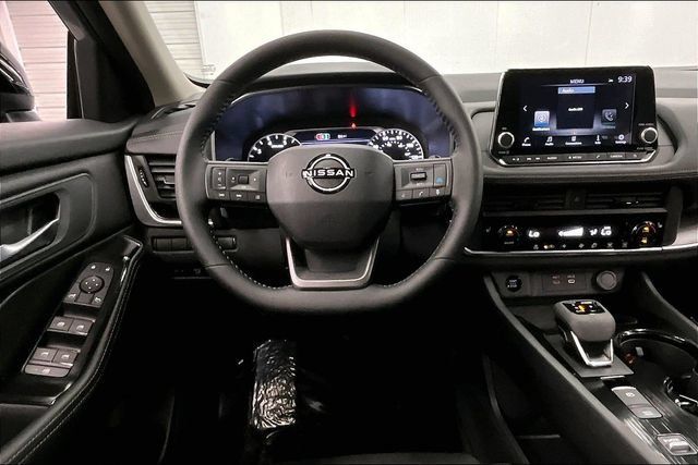 New 2026 Nissan Rogue Dark Armor FWD image 20