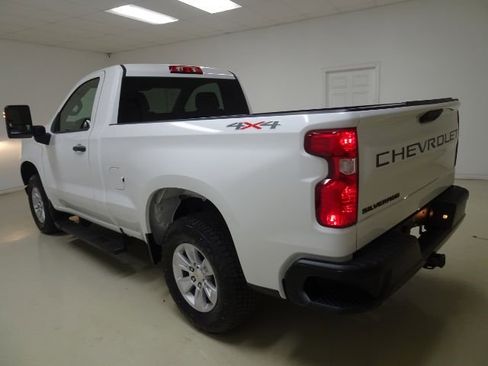 Used 2025 Chevrolet Silverado 1500 W/T w/ WT Value Package image 4