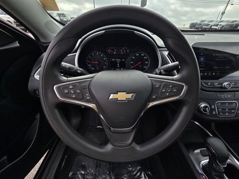Used 2023 Chevrolet Malibu LT image 13