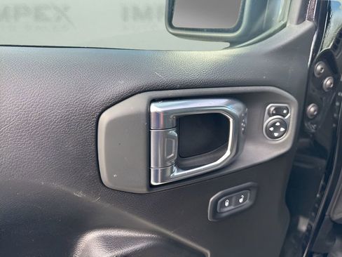 Used 2025 Jeep Wrangler Willys 4xe image 24