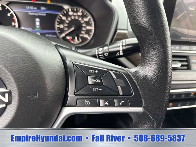 Used 2023 Nissan Altima 2.5 SV FWD image 29