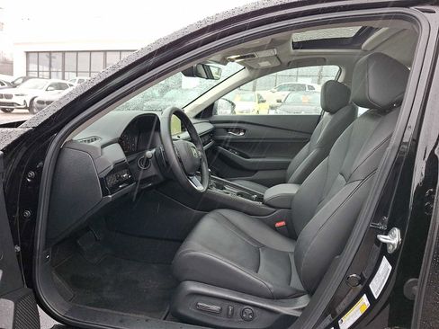 Used 2024 Honda Accord Touring image 13