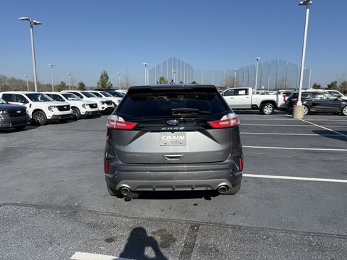 Used 2022 Ford Edge Titanium w/ Equipment Group 301A image 6