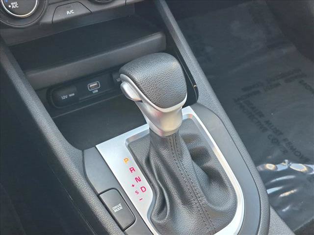 Used 2022 Kia Forte LXS FWD image 12