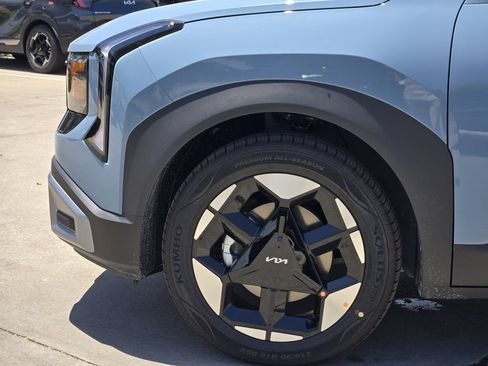 New 2027 Kia Seltos EX FWD image 5