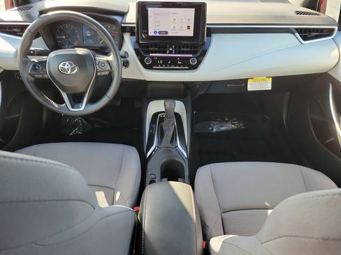 Used 2023 Toyota Corolla SE image 12