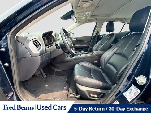 Used 2018 MAZDA MAZDA3 Touring FWD image 28