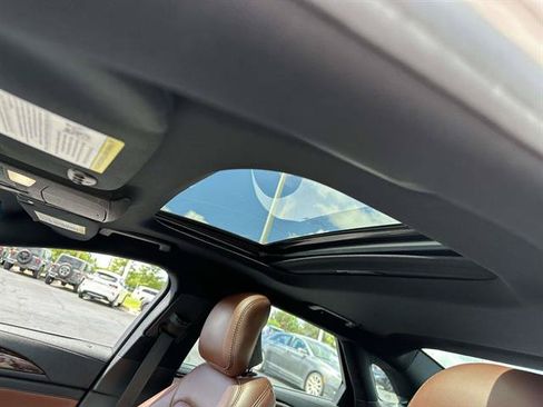 Used 2019 Lincoln MKZ Reserve FWD image 11