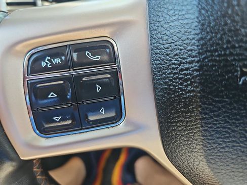 Used 2015 RAM 1500 Laramie Longhorn w/ Convenience Group AWD/4WD image 33
