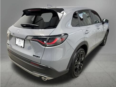 Certified 2026 Honda HR-V Sport image 6