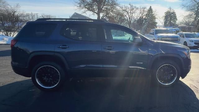Certified 2019 GMC Acadia SLT AWD/4WD image 9