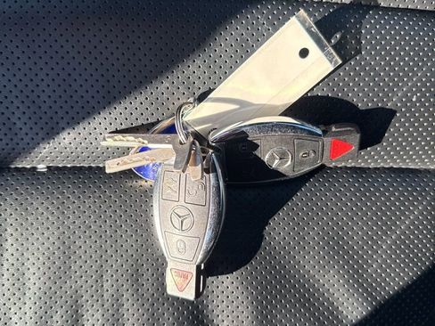 Used 2016 Mercedes-Benz E 400 Cabriolet image 34