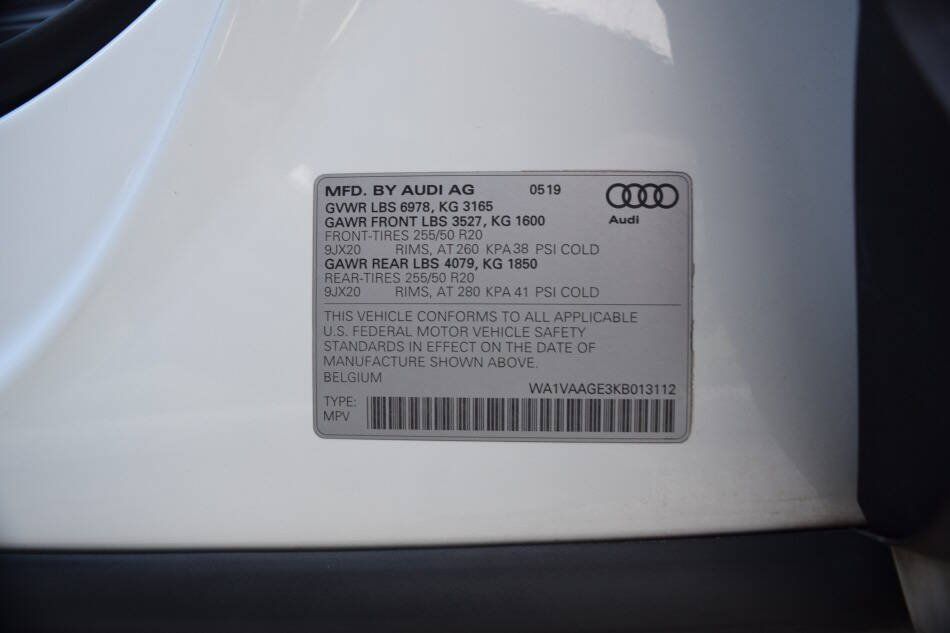 Used 2019 Audi e-tron Prestige w/ Prestige Package AWD/4WD image 82