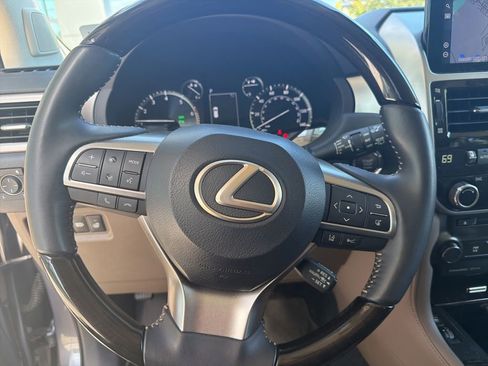 Certified 2023 Lexus GX 460 Premium w/ Premium Package AWD/4WD image 27