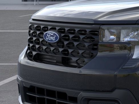 New 2025 Ford Maverick XLT w/ XLT Luxury Package image 18