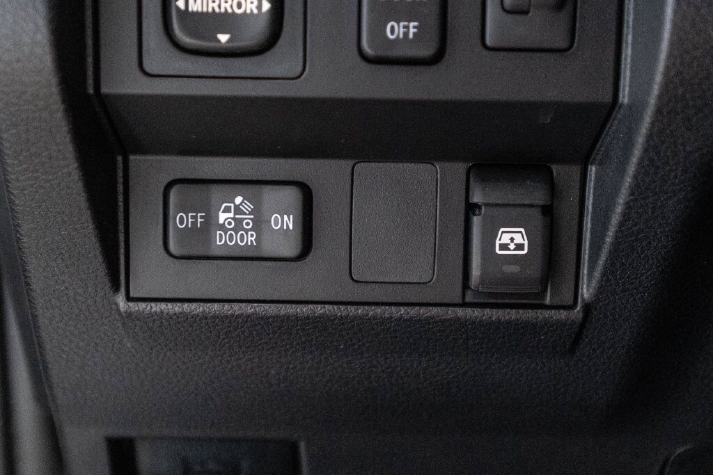 Used 2017 Toyota Tundra SR5 w/ TRD Off Road Package AWD/4WD image 23