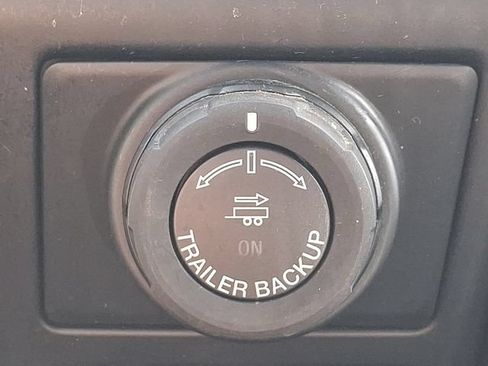 Used 2018 Ford F150 XL w/ Equipment Group 101A Mid AWD/4WD image 23