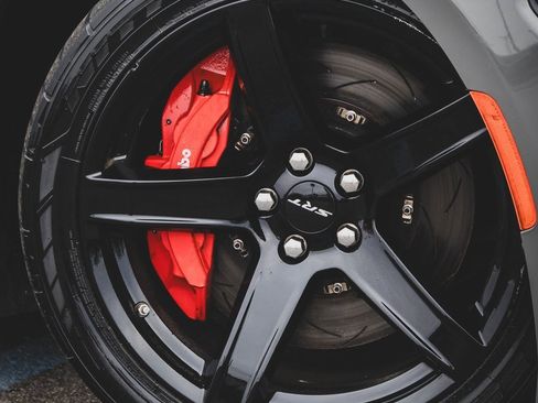 Used 2017 Dodge Charger SRT Hellcat image 34