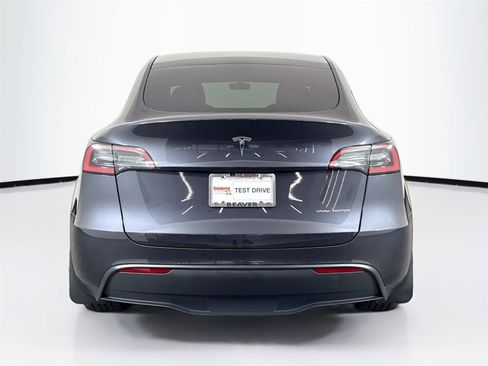 Used 2025 Tesla Model Y Long Range AWD/4WD image 12