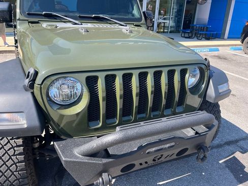 Used 2022 Jeep Wrangler Unlimited Sport AWD/4WD image 12