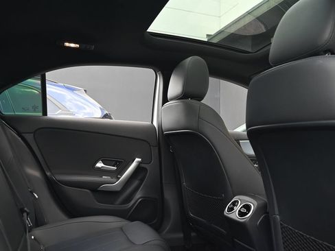 Used 2022 Mercedes-Benz A 220 image 13