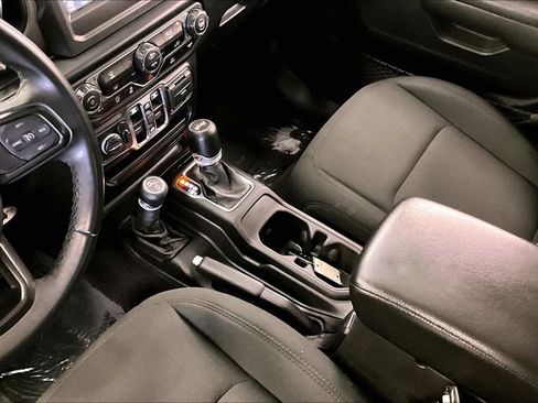 Used 2021 Jeep Wrangler Unlimited Sport image 16