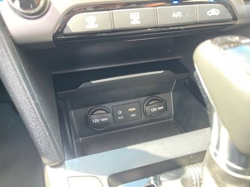 Used 2018 Hyundai Elantra Value Edition FWD image 26
