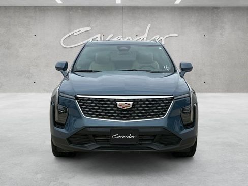 Certified 2024 Cadillac XT4 Luxury w/ Cold Weather Package FWD image 21