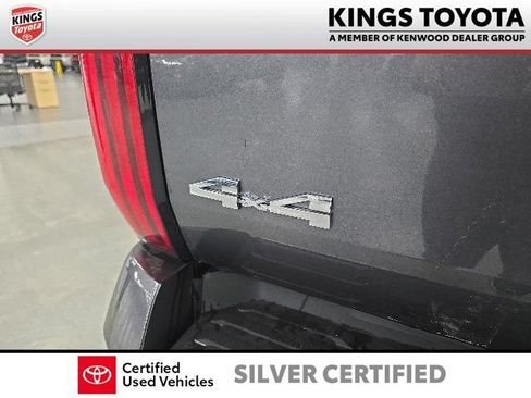Certified 2022 Toyota Tundra Limited w/ Power Package AWD/4WD image 11