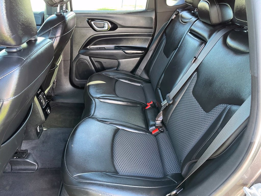 Used 2022 Jeep Compass Latitude AWD/4WD image 7